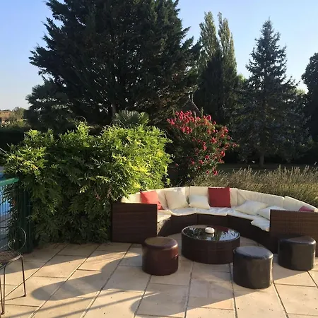Luxury 5-star Mansion, Services Included, Swimming Pool, Tennis, Bowling Holiday home Les Nappes