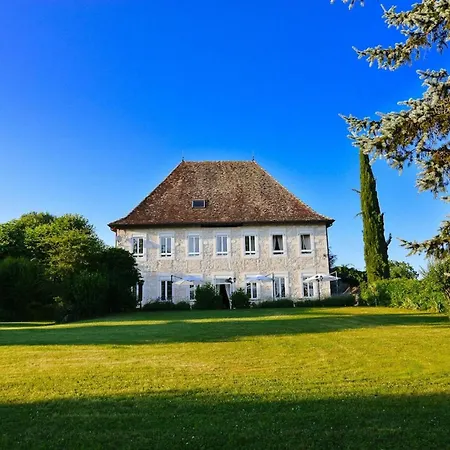 Luxury 5-star Mansion, Services Included, Swimming Pool, Tennis, Bowling * Les Nappes