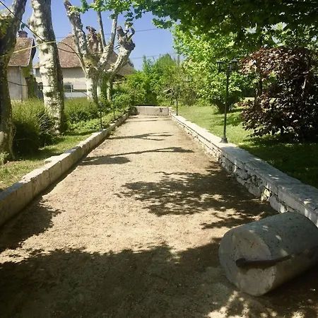 Luxury 5-star Mansion, Services Included, Swimming Pool, Tennis, Bowling * Les Nappes