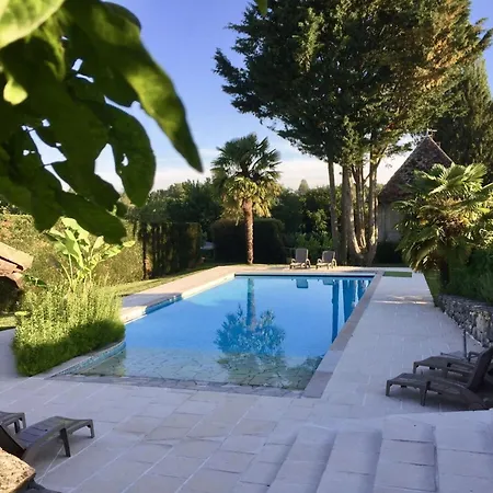 Luxury 5-star Mansion, Services Included, Swimming Pool, Tennis, Bowling Holiday home Les Nappes